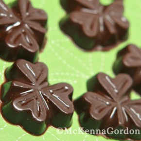 Healthy chocolate St. Patrick's Day idea.