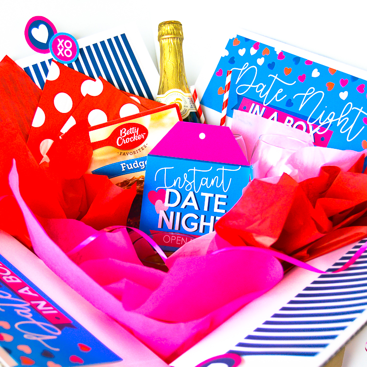 Free Printable} Give DATE NIGHT for a Wedding Gift