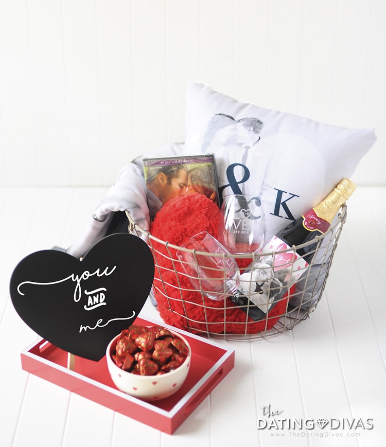 Valentine s Day Cuddle Kit   From The Dating Divas - 85