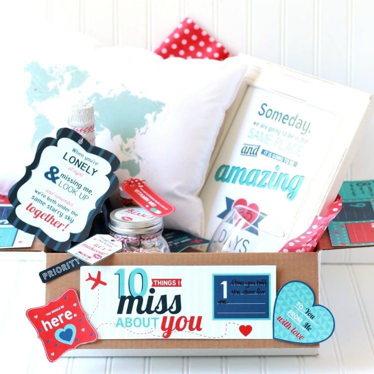 Long Distance Couple Gifts | The Dating 