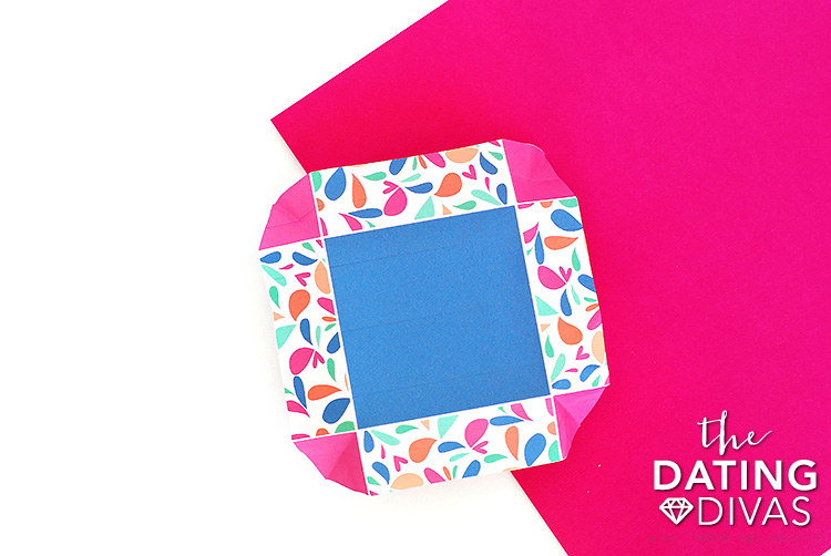 DIY explosion box tutorial lid. | The Dating Divas