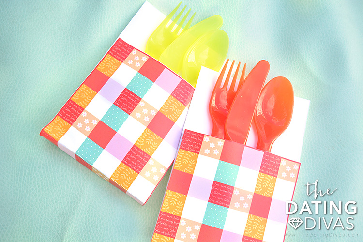 Picnic Ideas Silverware Napkin Holder