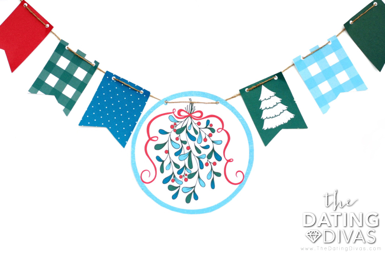 Mistletoe Kiss Christmas Date   From The Dating Divas - 12
