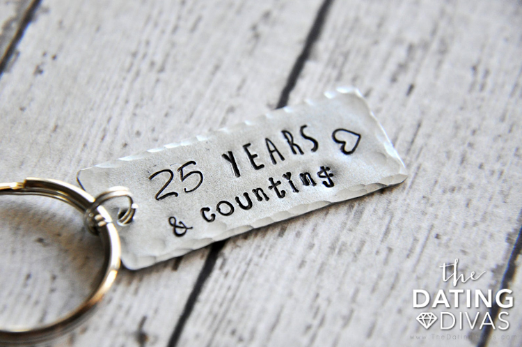 Silver gift idea for 25th wedding anniversary | The Dating Divas