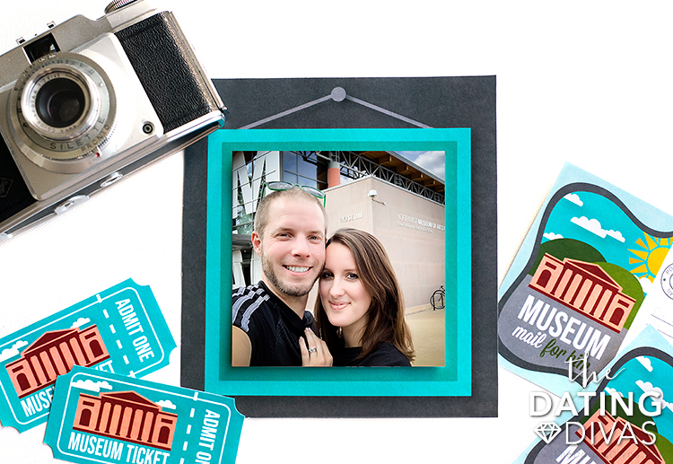 A printable photo frame to keep your memories.