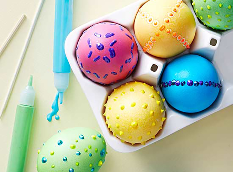 Fun and Easy Easter Egg Decorating and Dying Ideas