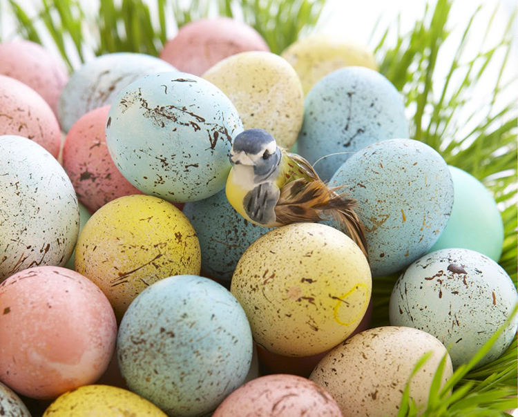 How To Do Speckled Paint for Easter Decor