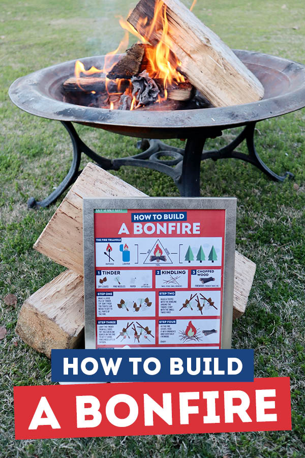 This bonfire date is so cute and fun! I can't wait to do this with my friends and family! #bonfire #bonfiregroupdate #smoresbar