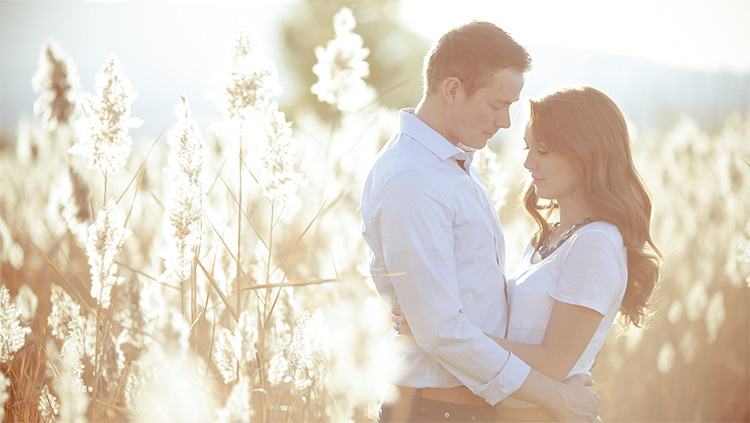 Stand with arms around each others' waists for this couple picture idea. | The Dating Divas