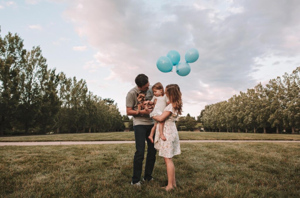 Balloon Gender Reveal Ideas for Families | The Dating Divas