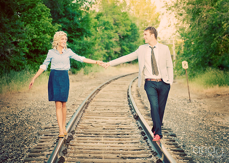 Couple picture ideas on train tracks. | The Dating Divas