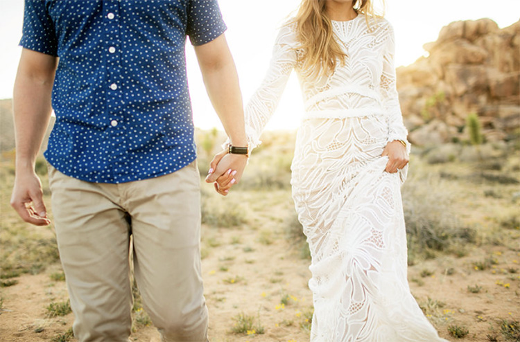 Walk towards the camera for your next couples pose. | The Dating Divas