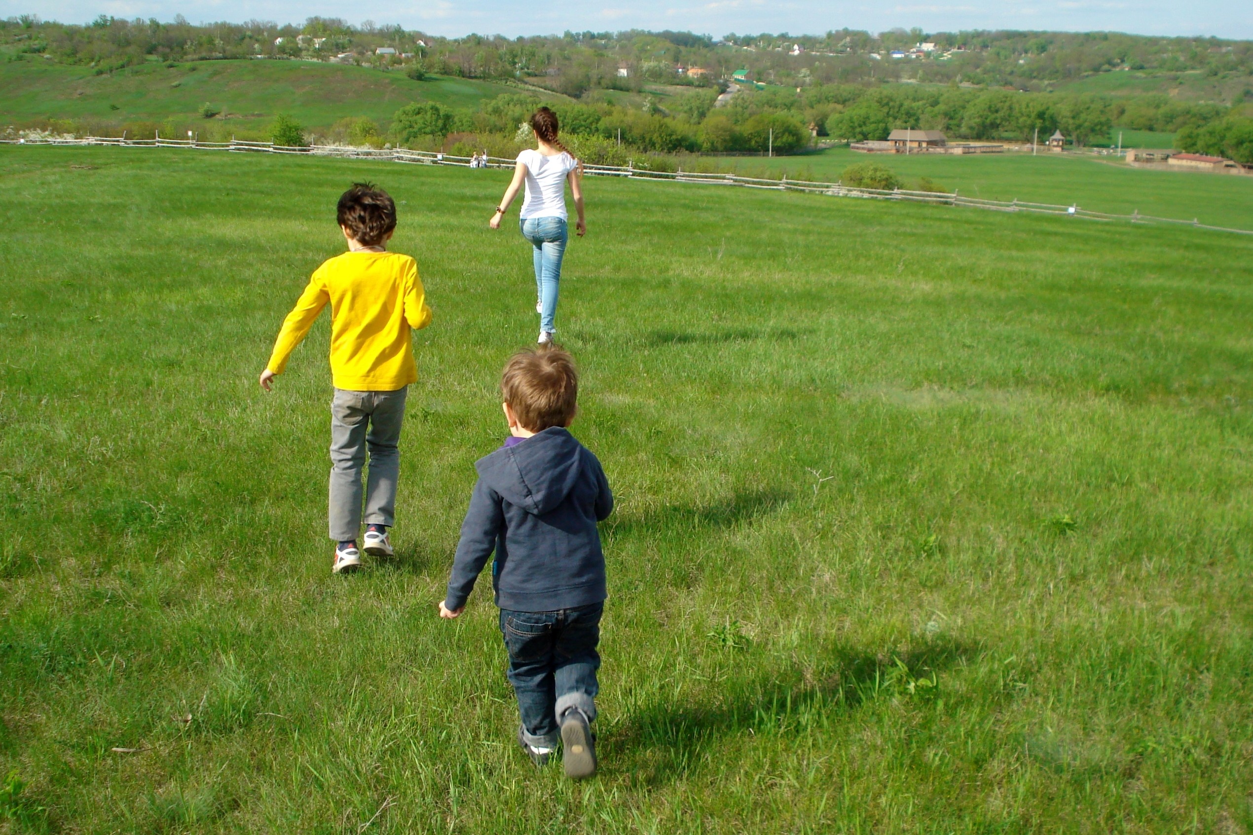 Fun family games to play outdoors.