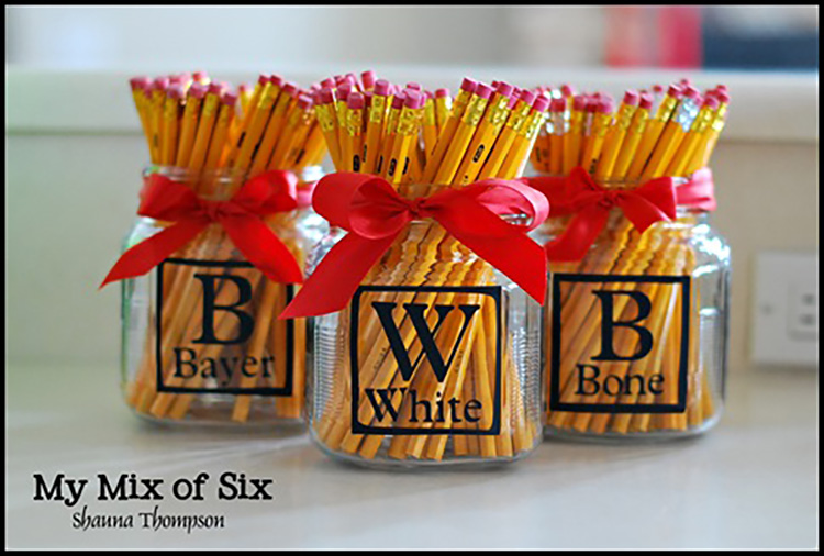 Vinyl monogram pencil jars are a great teacher appreciation idea. | The Dating Divas