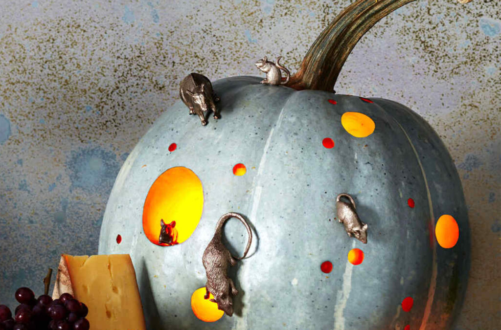 Mouse house, creative pumpkin ideas for Halloween. | The Dating Divas