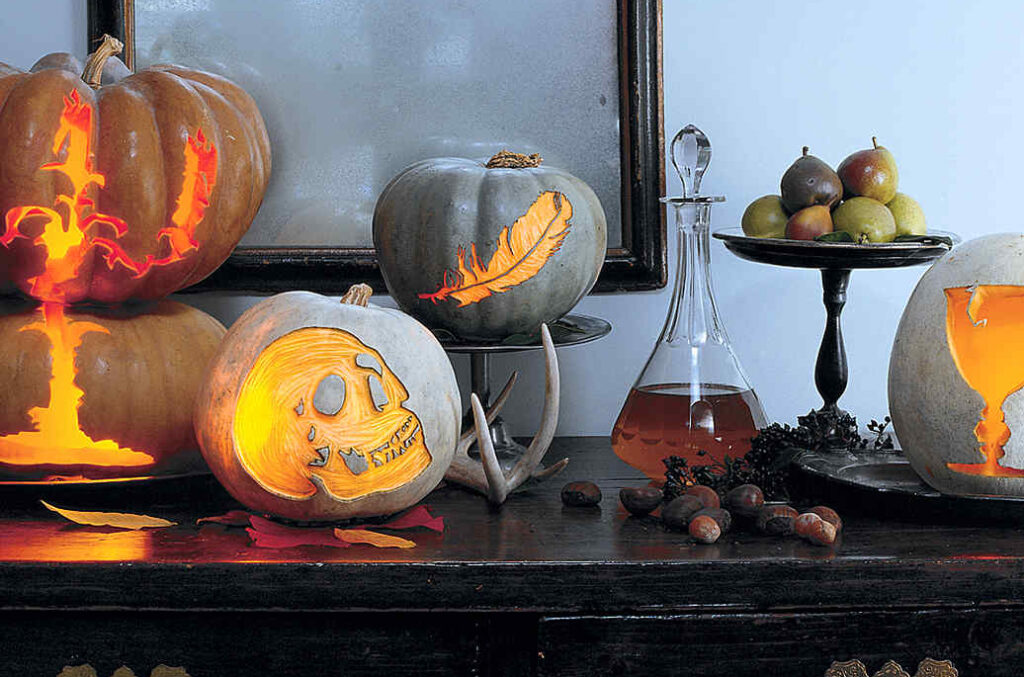 Pretty pumpkin patterns and ideas for decoration during Halloween. | The Dating Divas