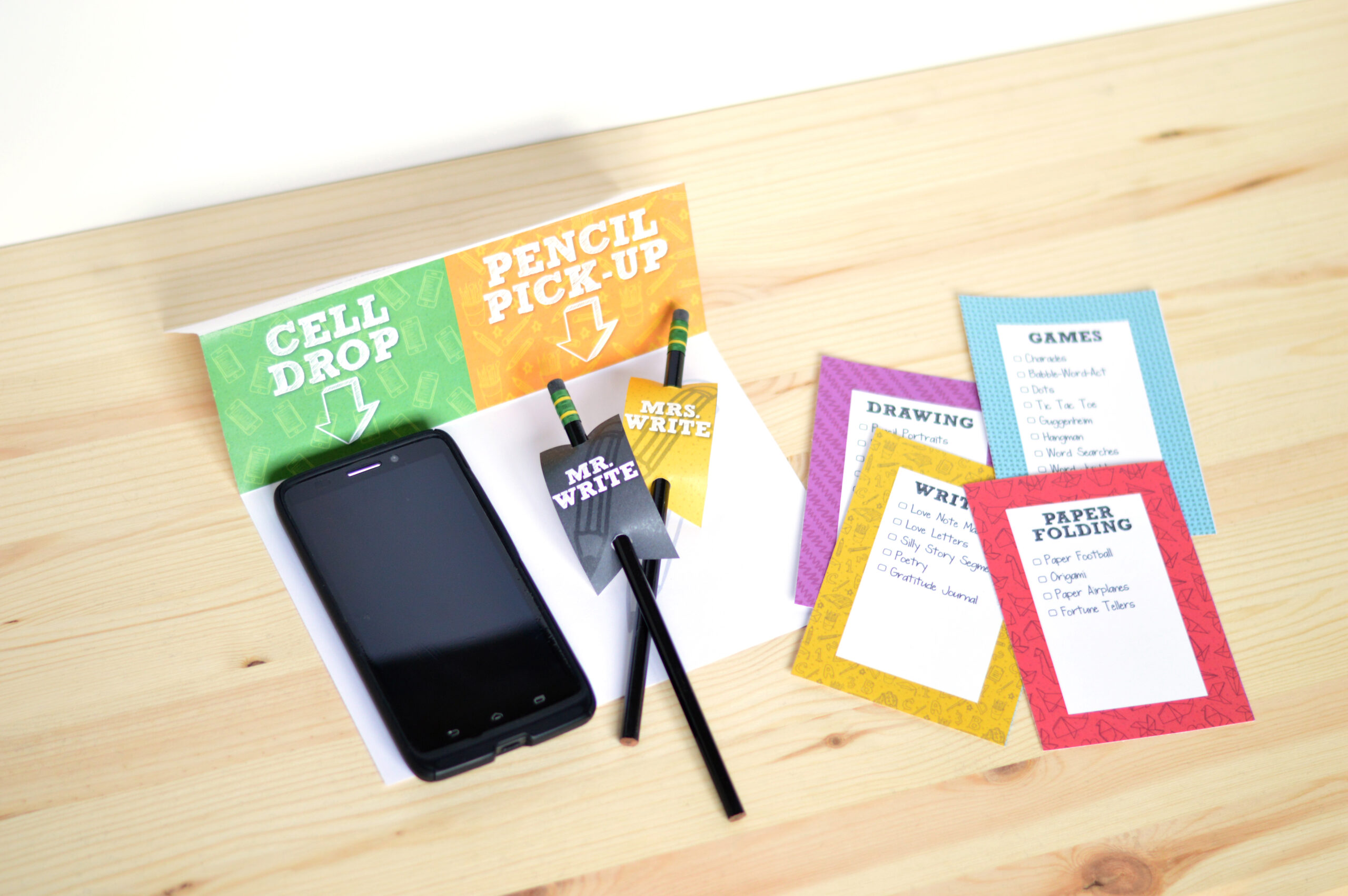 Tech-Free Fun Family Games - www.thedatingdivas.com Tech-free ideas for parents and kids. | The Dating Divas