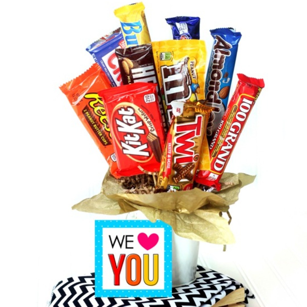 How to Put Together A DIY Candy Bouquet