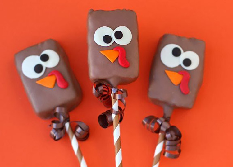 Fun Thanksgiving food ideas with chocolate dipped turkey pops. | The Dating Divas