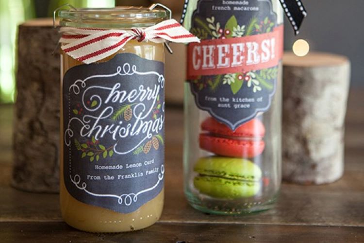 Food label printables that are attached to some Christmas goodies | The Dating Divas