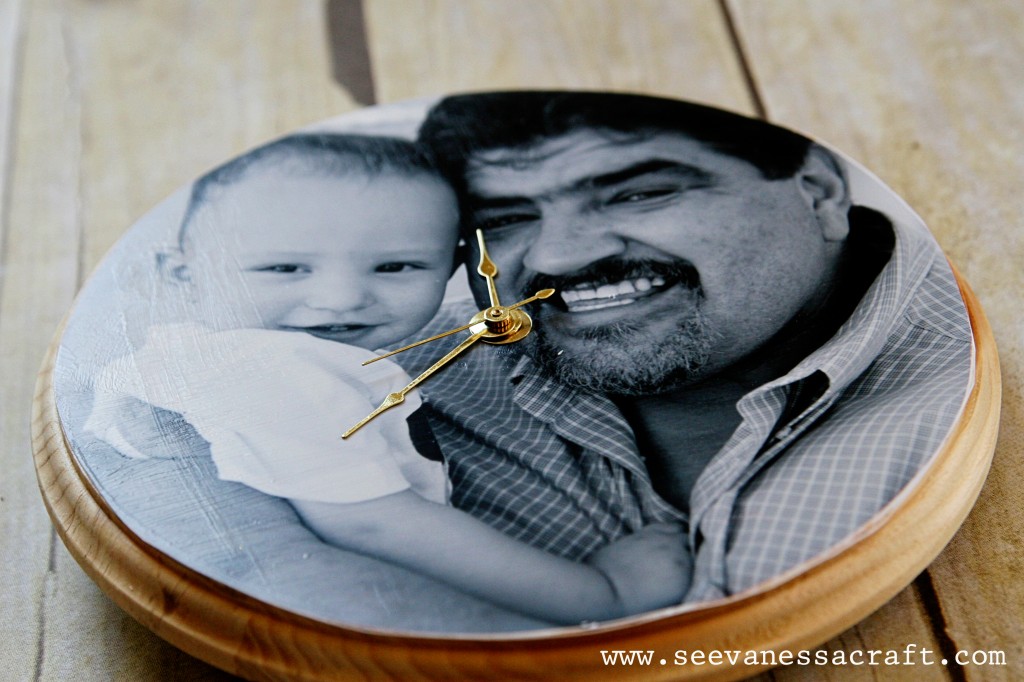 Boyfriend loving his Photo Clock Christmas gift this year | The Dating Divas