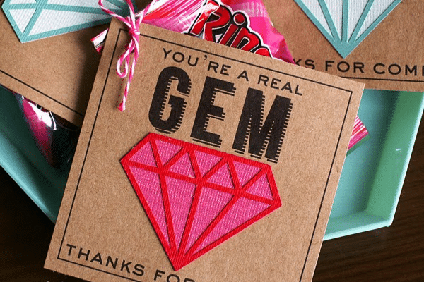 Party favor "You're a gem" ring pop | The Dating Divas