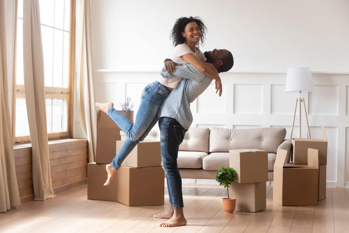 A couple using a budget plan to achieve their goal of buying a house | The Dating Divas