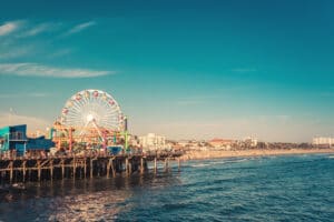 Santa Monica Ferris Wheel date idea in Los Angeles. | The Dating Diva