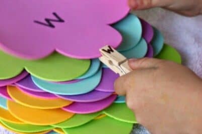 Clothespin and flower letter match preschool activities | The Dating Divas