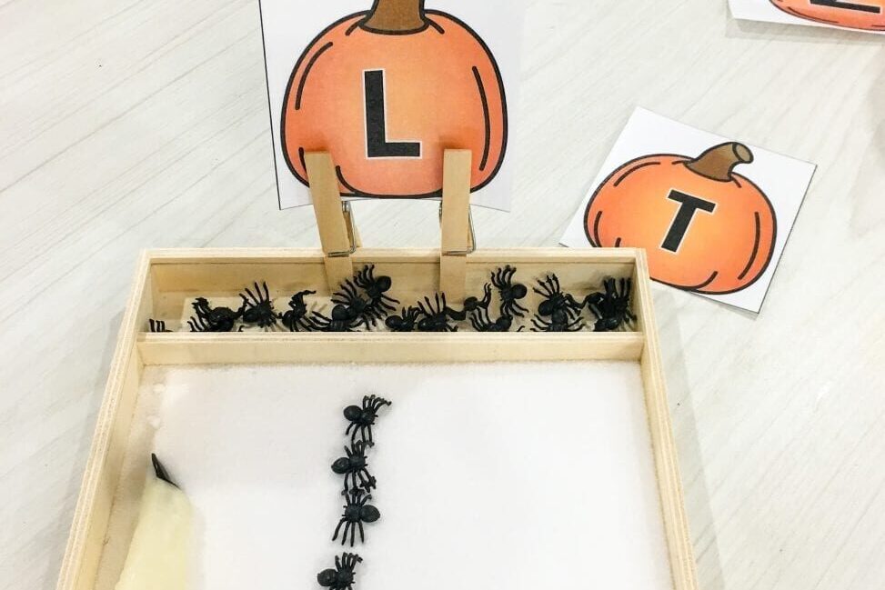 Halloween-themed preschool worksheets for toddlers | The Dating Divas