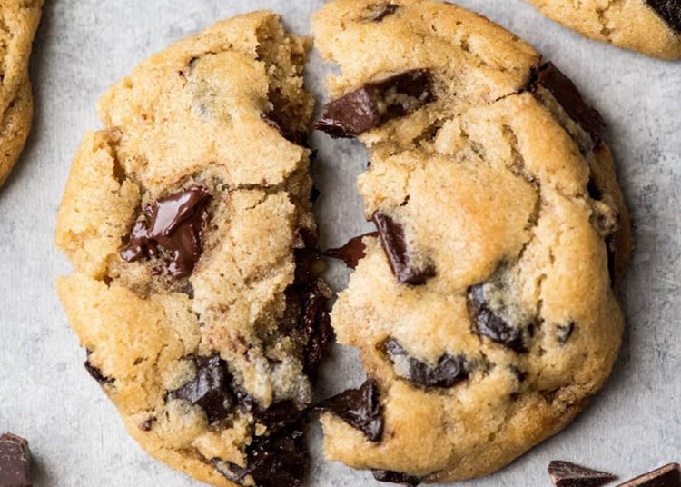 An ooey gooey chocolate chip cookie recipe. | The Dating Divas