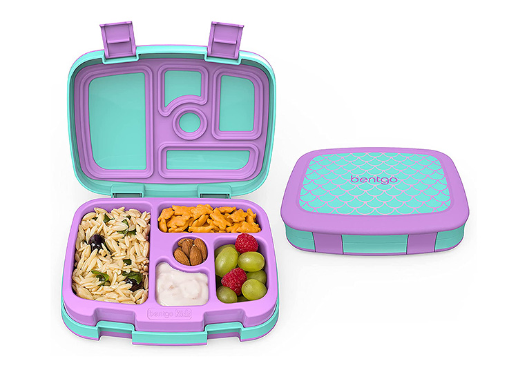 A bento lunch box that has seals to keep liquid from dripping is a must. | The Dating Diva