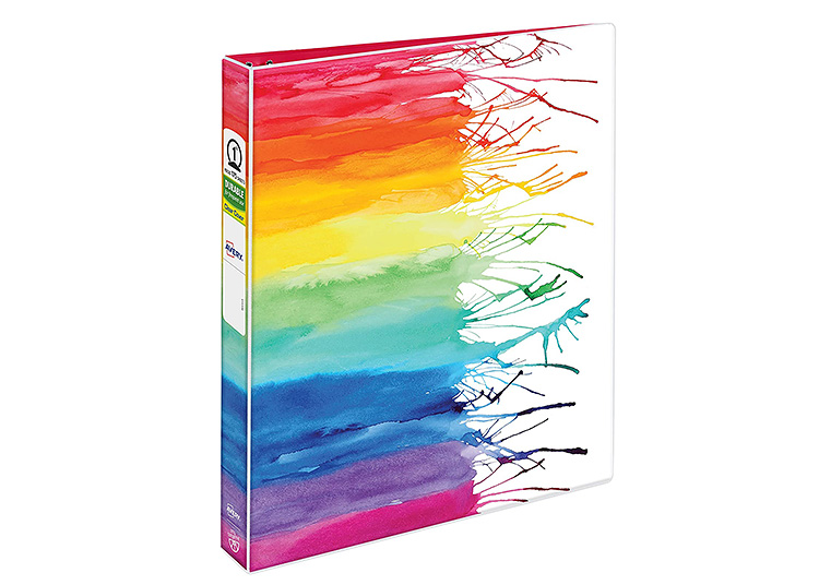 Brighten your kiddos day with a rainbow binder. | The Dating Divas