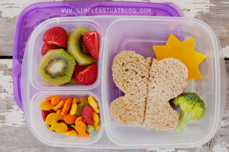 Butterfly sandwich for school lunch | The Dating Divas