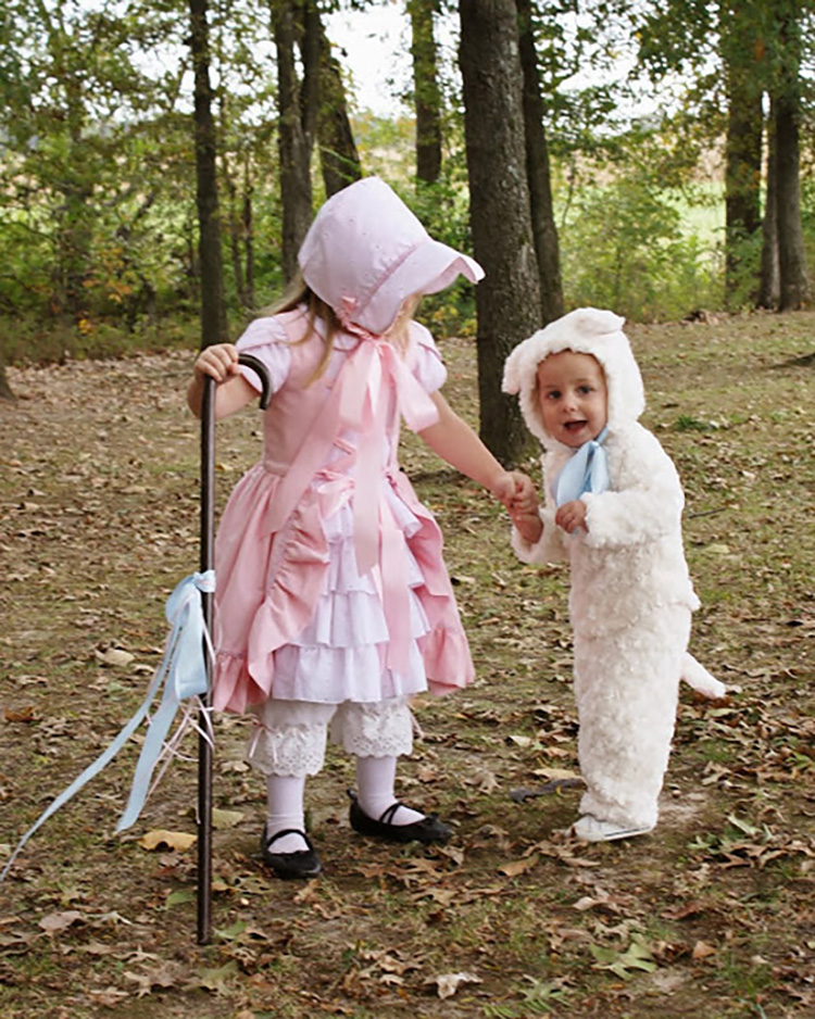 Family costume ideas for nursery rhymes like Bo Peep and sheep. | The Dating Divas