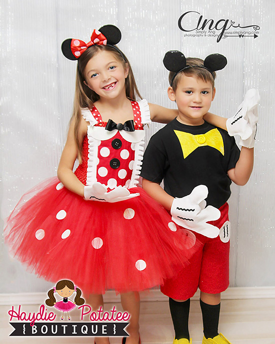 Disney family costume ideas for Mickey Mouse and Minnie costume. | The Dating Divas