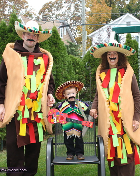 Taco and mariachi family costume ideas. | The Dating Divas