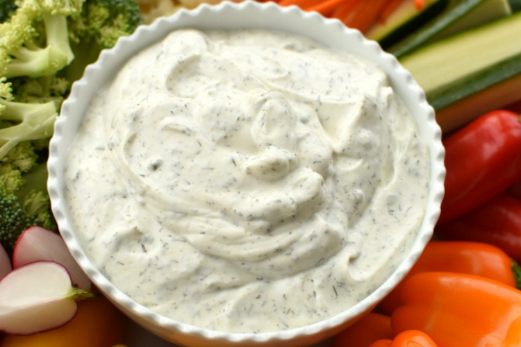 Kid-approved veggie dip | The Dating Divas