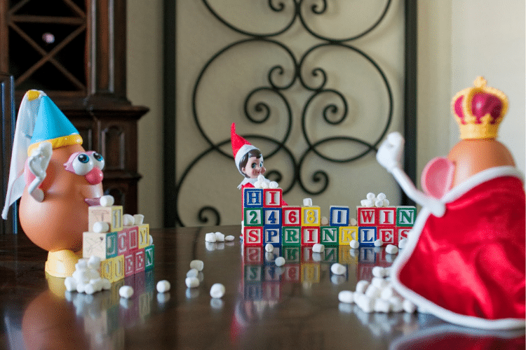 101 of the Best Elf on the Shelf Ideas   Easy   Funny - 67