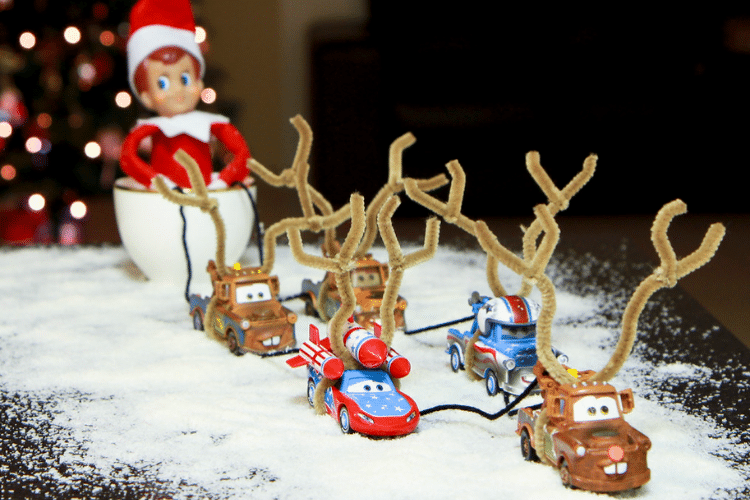 101 of the Best Elf on the Shelf Ideas   Easy   Funny - 60