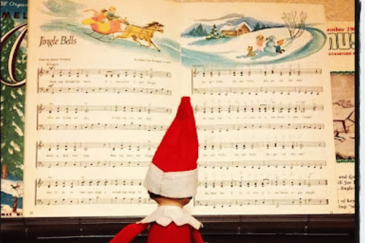 101 of the Best Elf on the Shelf Ideas   Easy   Funny - 78