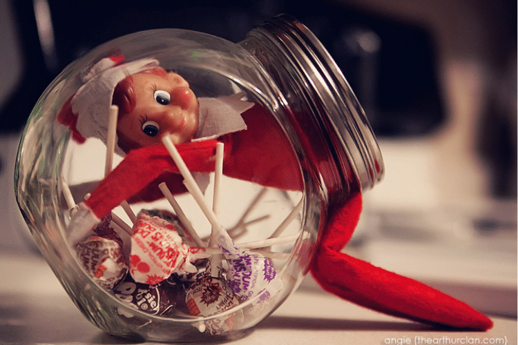 101 of the Best Elf on the Shelf Ideas   Easy   Funny - 58