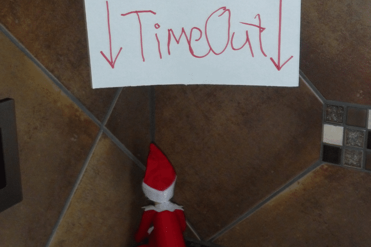 101 of the Best Elf on the Shelf Ideas   Easy   Funny - 34