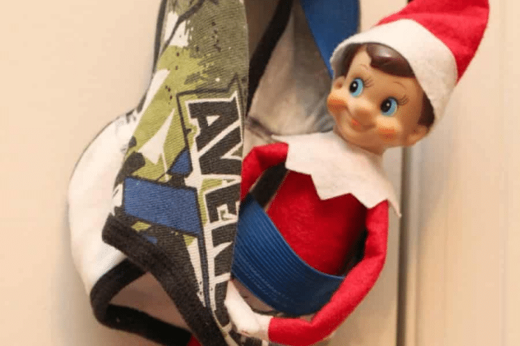 101 of the Best Elf on the Shelf Ideas   Easy   Funny - 93