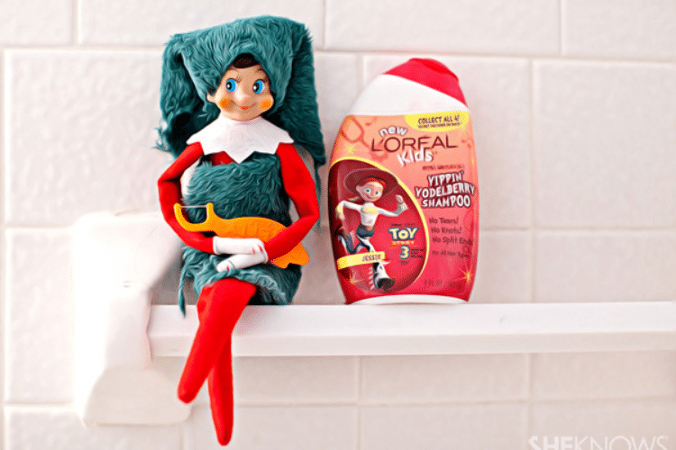 101 of the Best Elf on the Shelf Ideas   Easy   Funny - 69