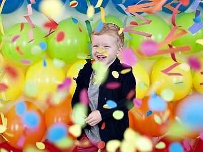 100  Birthday Decorations That Will Blow You Away - 31