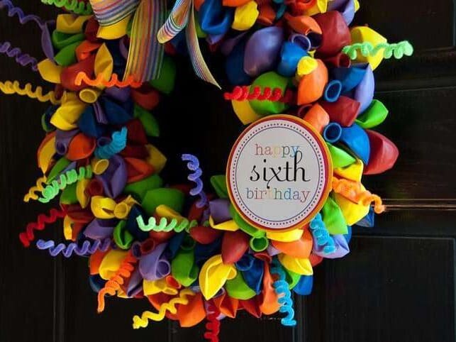 100  Birthday Decorations That Will Blow You Away - 32
