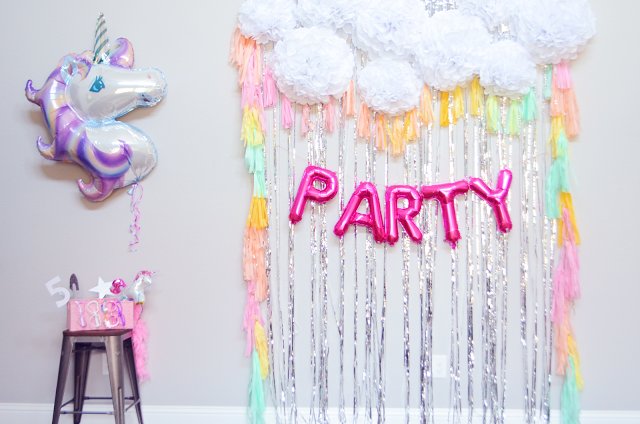 100  Birthday Decorations That Will Blow You Away - 64
