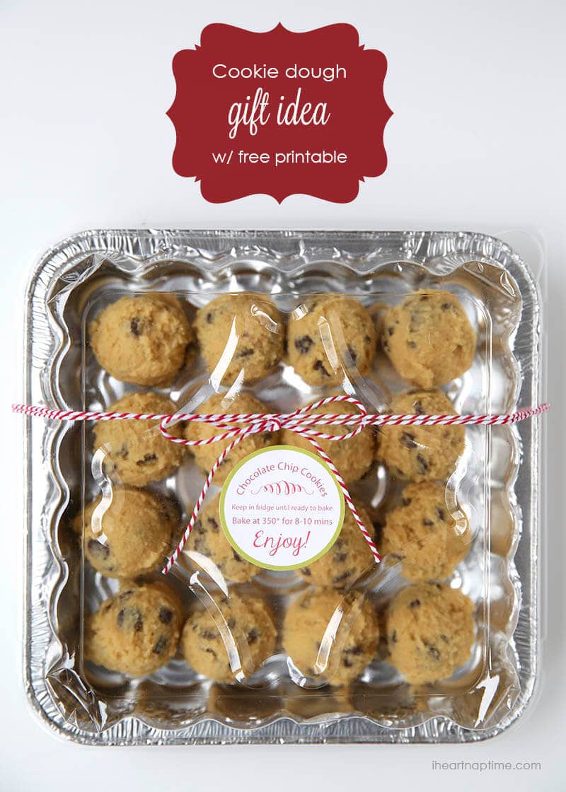 Cookie dough gift wrapping idea for teachers | The Dating Divas 