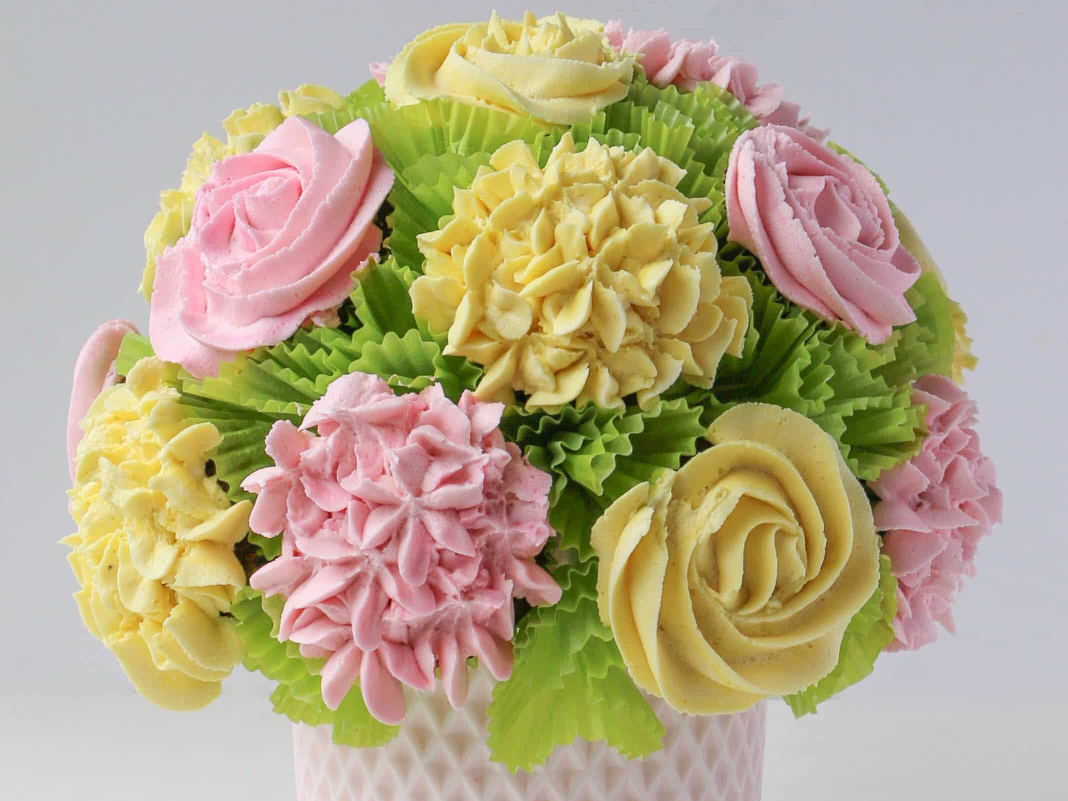 100  Birthday Decorations That Will Blow You Away - 11